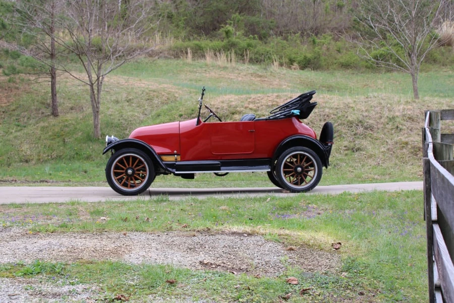 1918 Franklin - Image 2 of 16