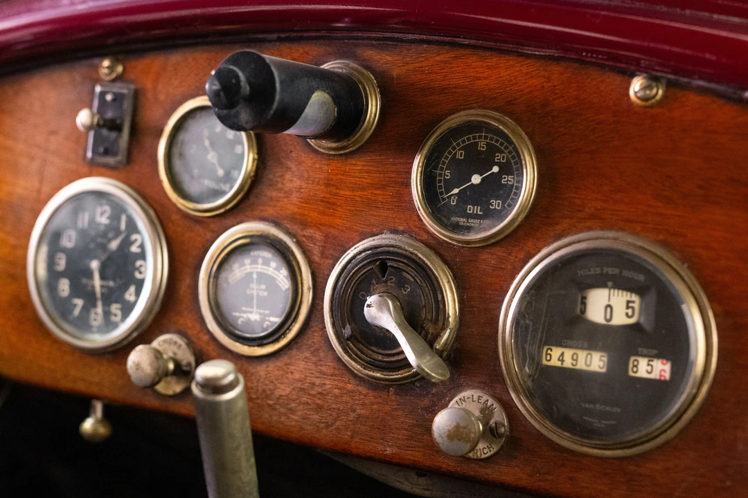 1918 Marmon - Image 3 of 19