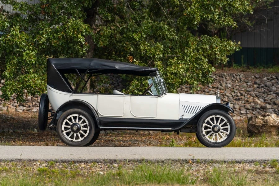 1918 Oldsmobile - Image 9 of 18