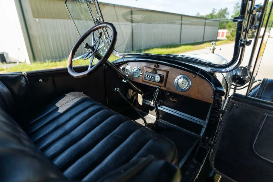 1918 Oldsmobile - Image 12 of 18
