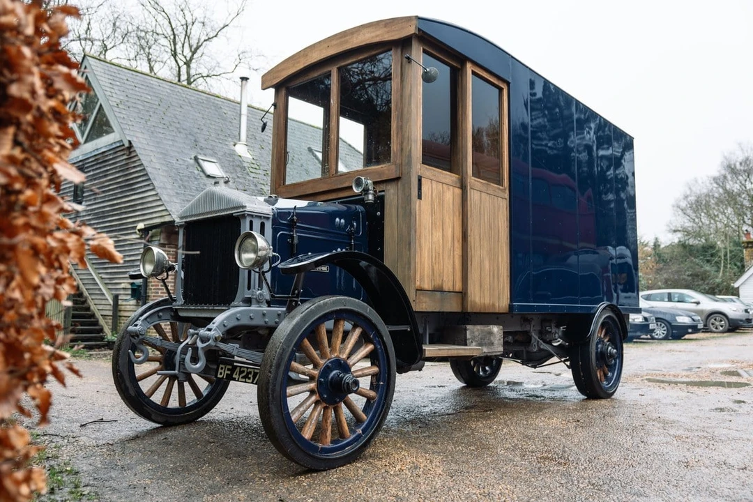 1918 Pierce-Arrow - Image 7 of 30