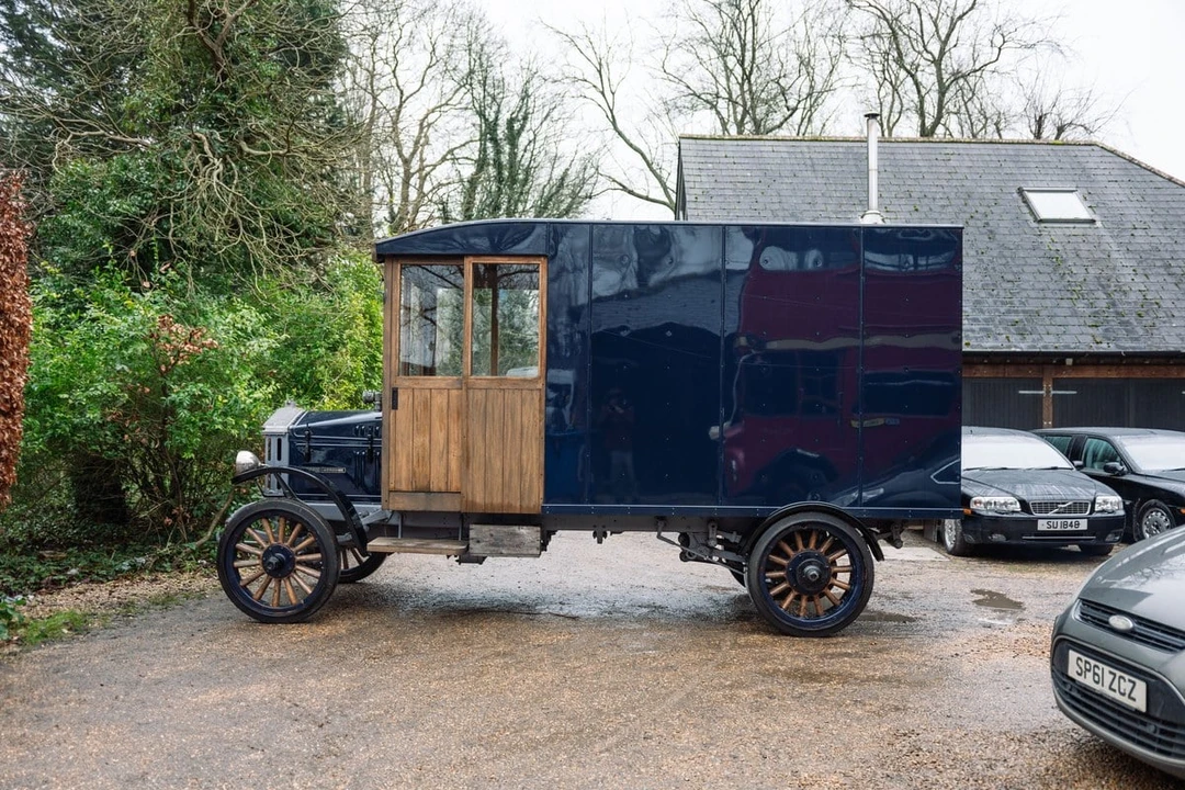 1918 Pierce-Arrow - Image 10 of 30