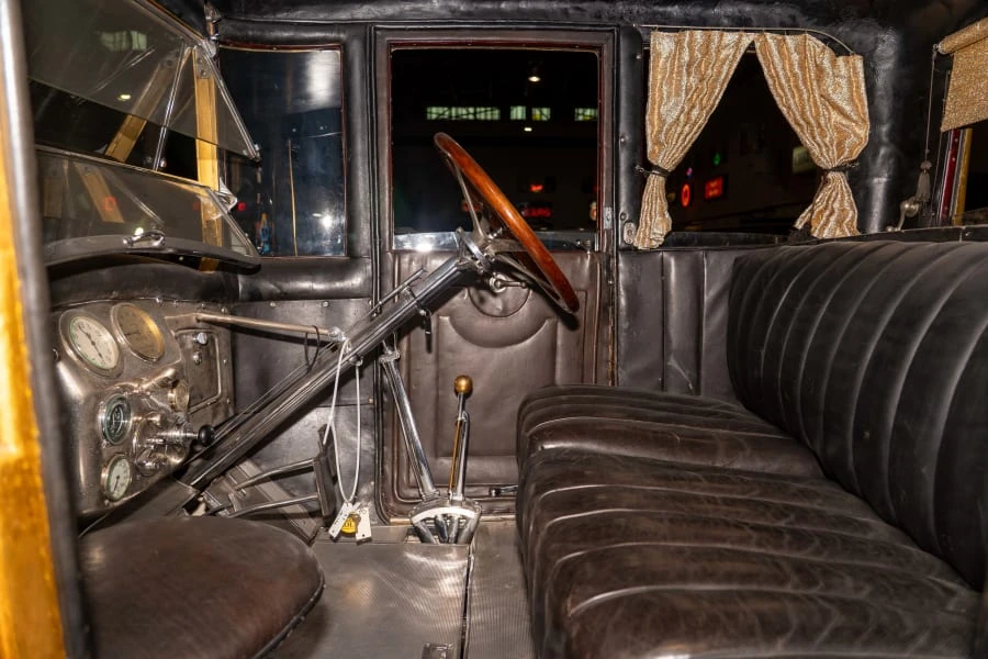 1918 Pierce-Arrow - Image 8 of 24