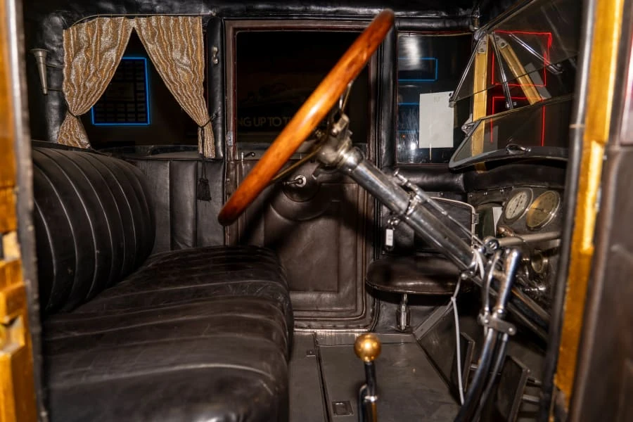 1918 Pierce-Arrow - Image 14 of 24