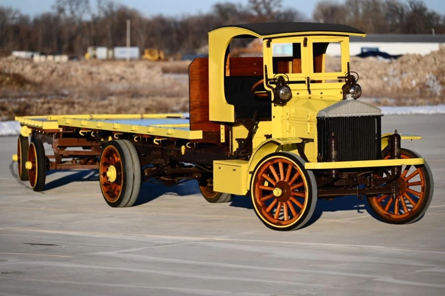 1918 Pierce-Arrow - Image 4 of 15