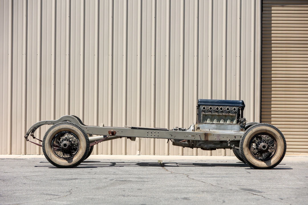 1919 Hispano-Suiza - Image 3 of 26