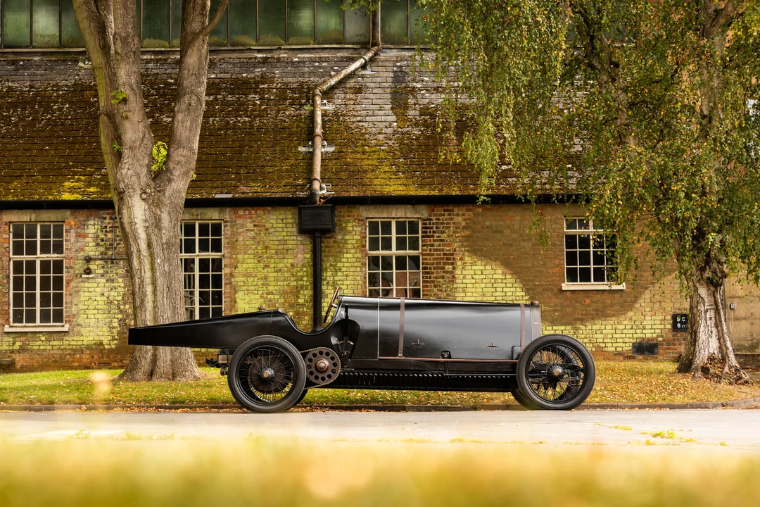 1919 Bugatti - Image 2 of 31