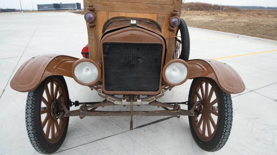 1919 Ford Model T Pickup & Model TT - Image 7 of 15