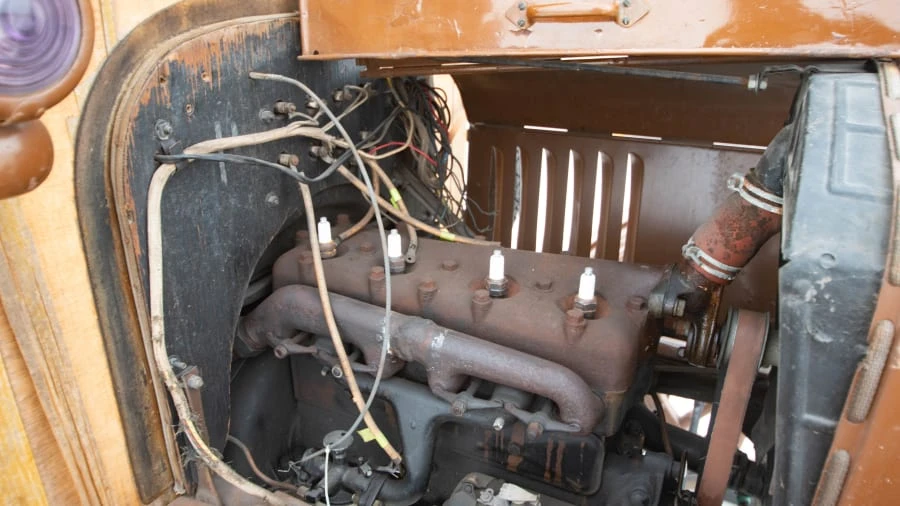 1919 Ford Model T Pickup & Model TT - Image 9 of 15