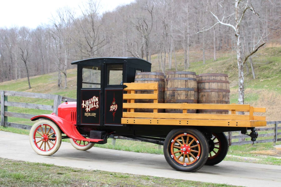 1919 Ford Model T Pickup & Model TT - Image 7 of 12