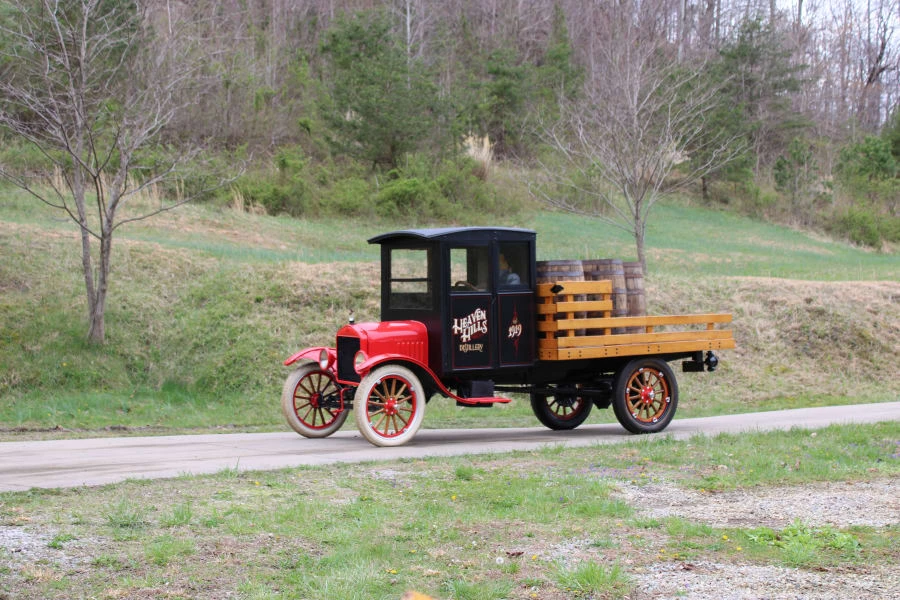 1919 Ford Model T Pickup & Model TT - Image 8 of 12