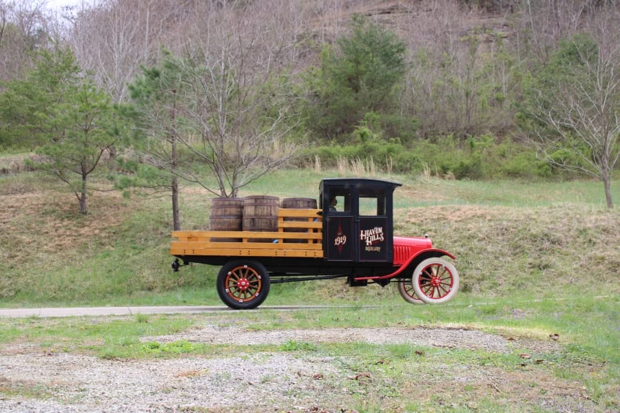 1919 Ford Model T Pickup & Model TT - Image 9 of 12