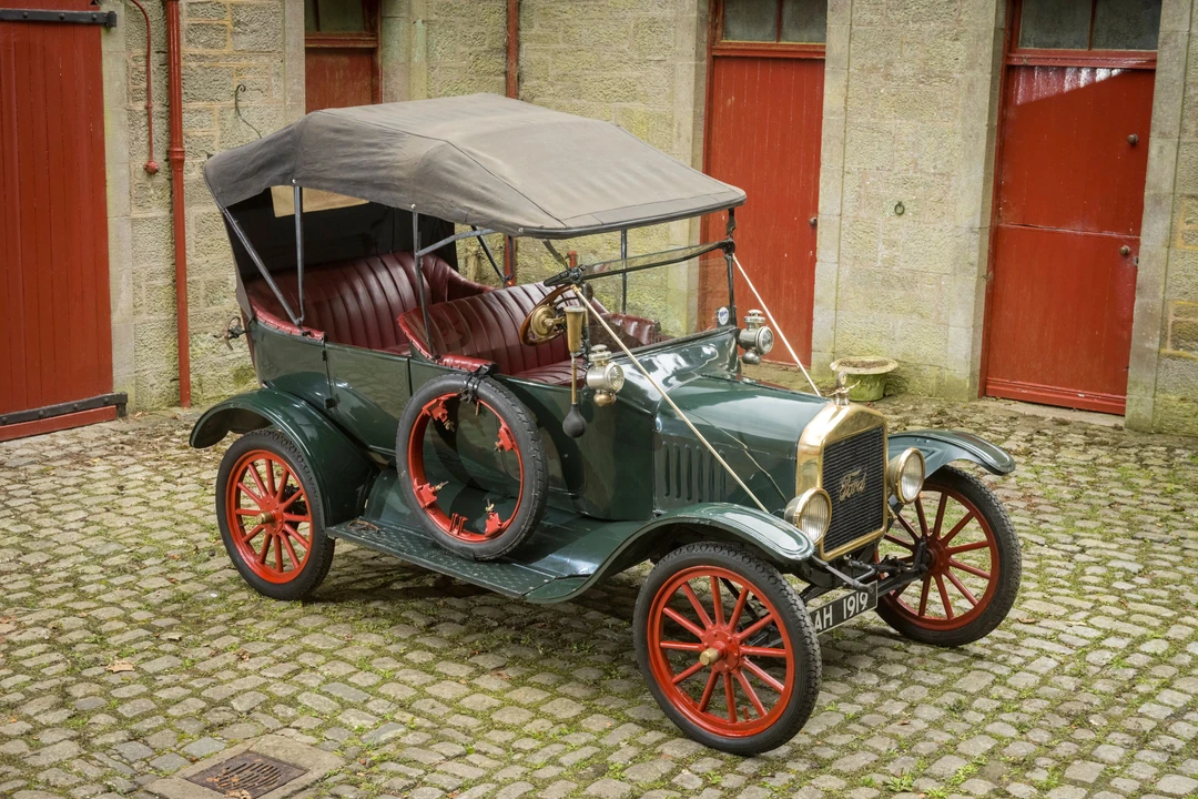 1919 Ford Model T - Image 2 of 31