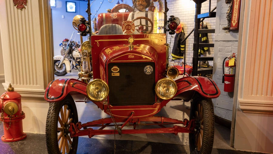 1919 Ford Model T Pickup & Model TT - Image 17 of 27