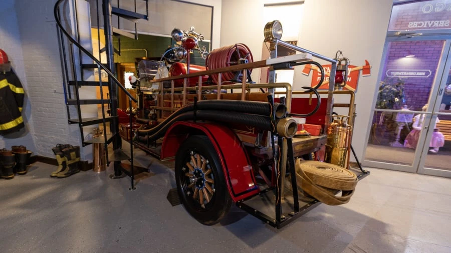 1919 Ford Model T Pickup & Model TT - Image 9 of 27