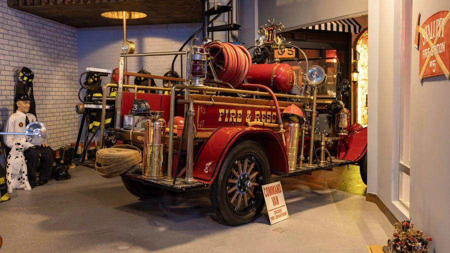 1919 Ford Model T Pickup & Model TT - Image 2 of 27