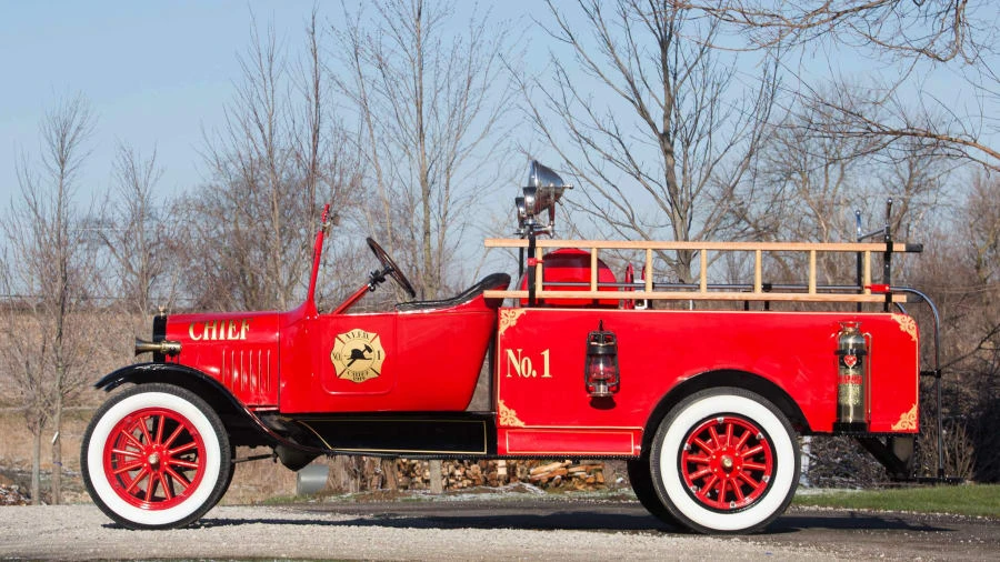 1919 Ford Model T Pickup & Model TT - Image 2 of 12