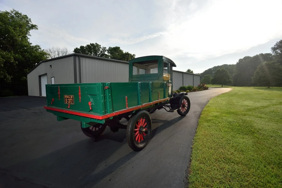 1919 Ford Model T Pickup & Model TT - Image 3 of 12