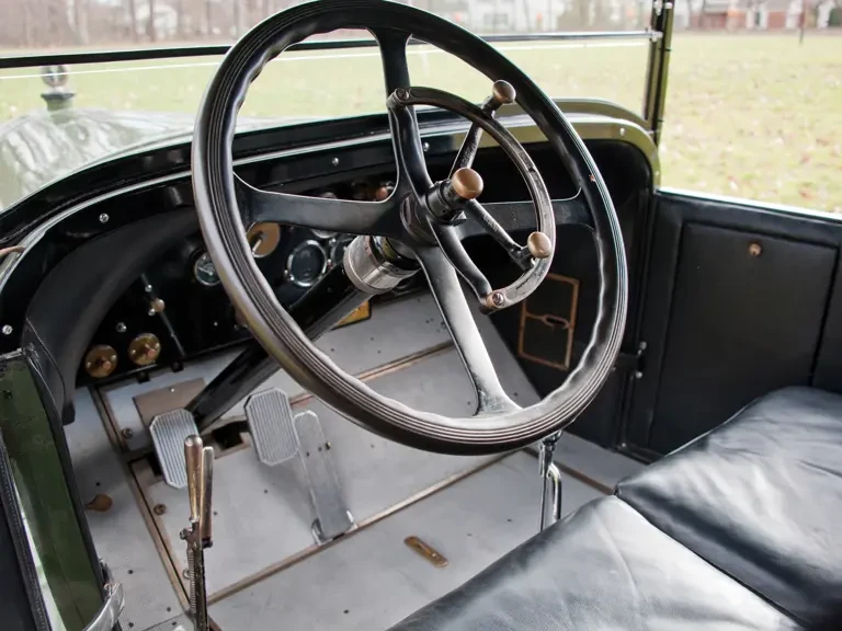 1919 Locomobile - Image 5 of 27