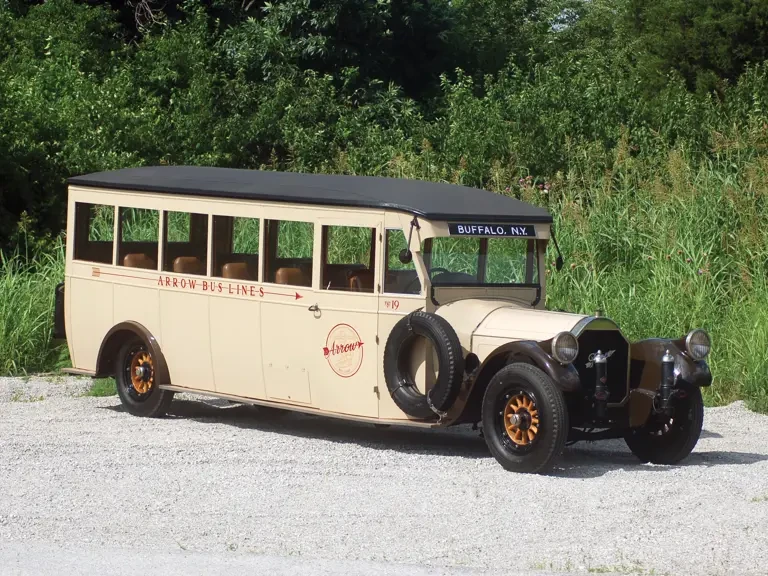 1919 Pierce-Arrow - Image 2 of 17