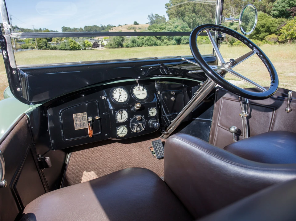 1919 Pierce-Arrow - Image 24 of 31