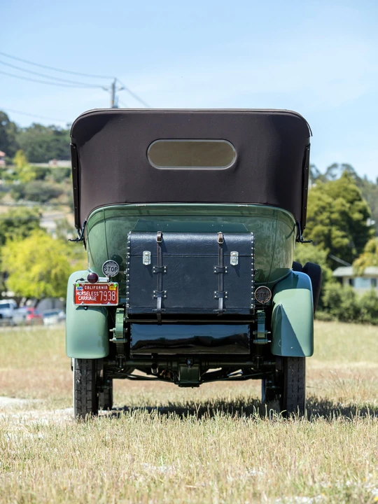 1919 Pierce-Arrow - Image 2 of 31