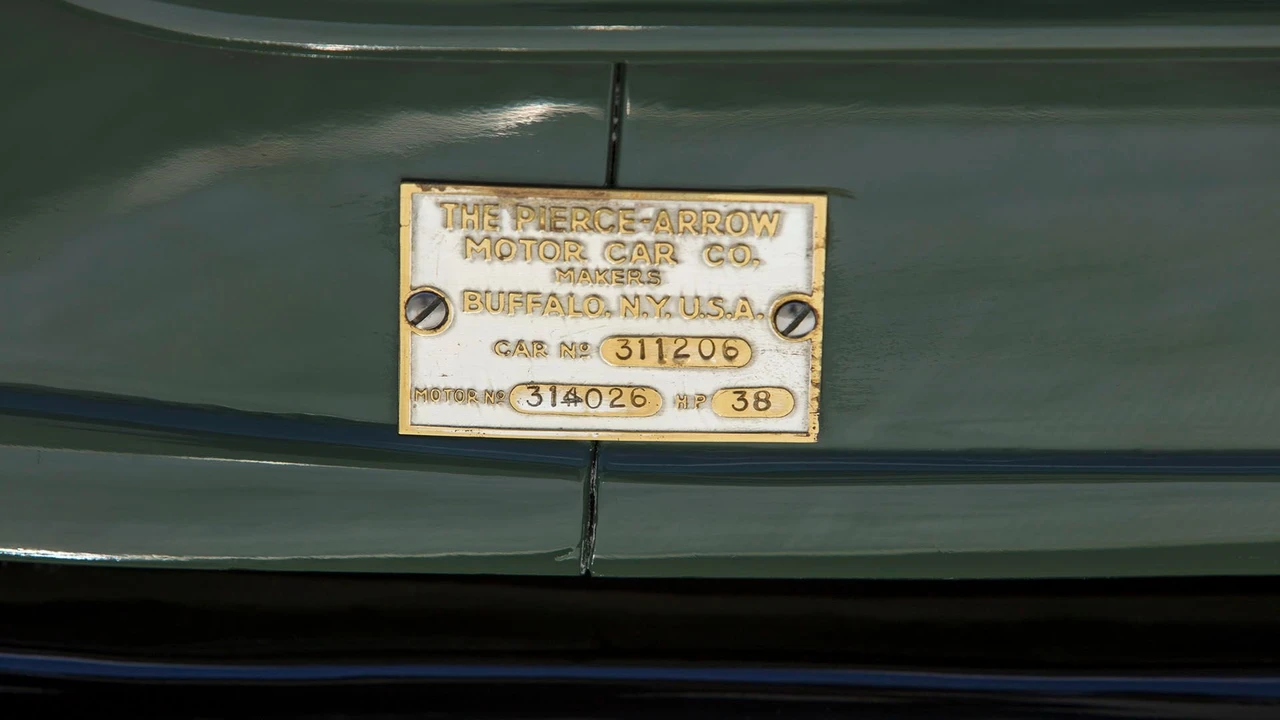 1919 Pierce-Arrow - Image 7 of 31