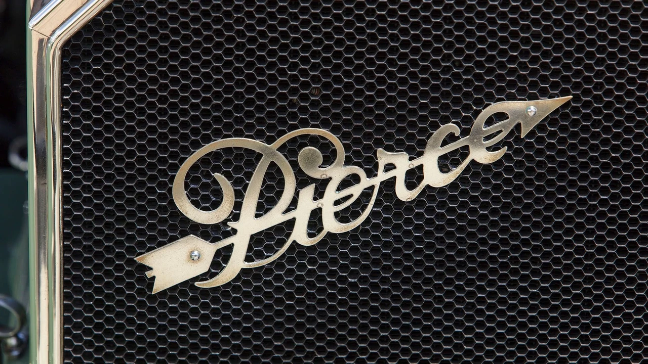 1919 Pierce-Arrow - Image 22 of 31