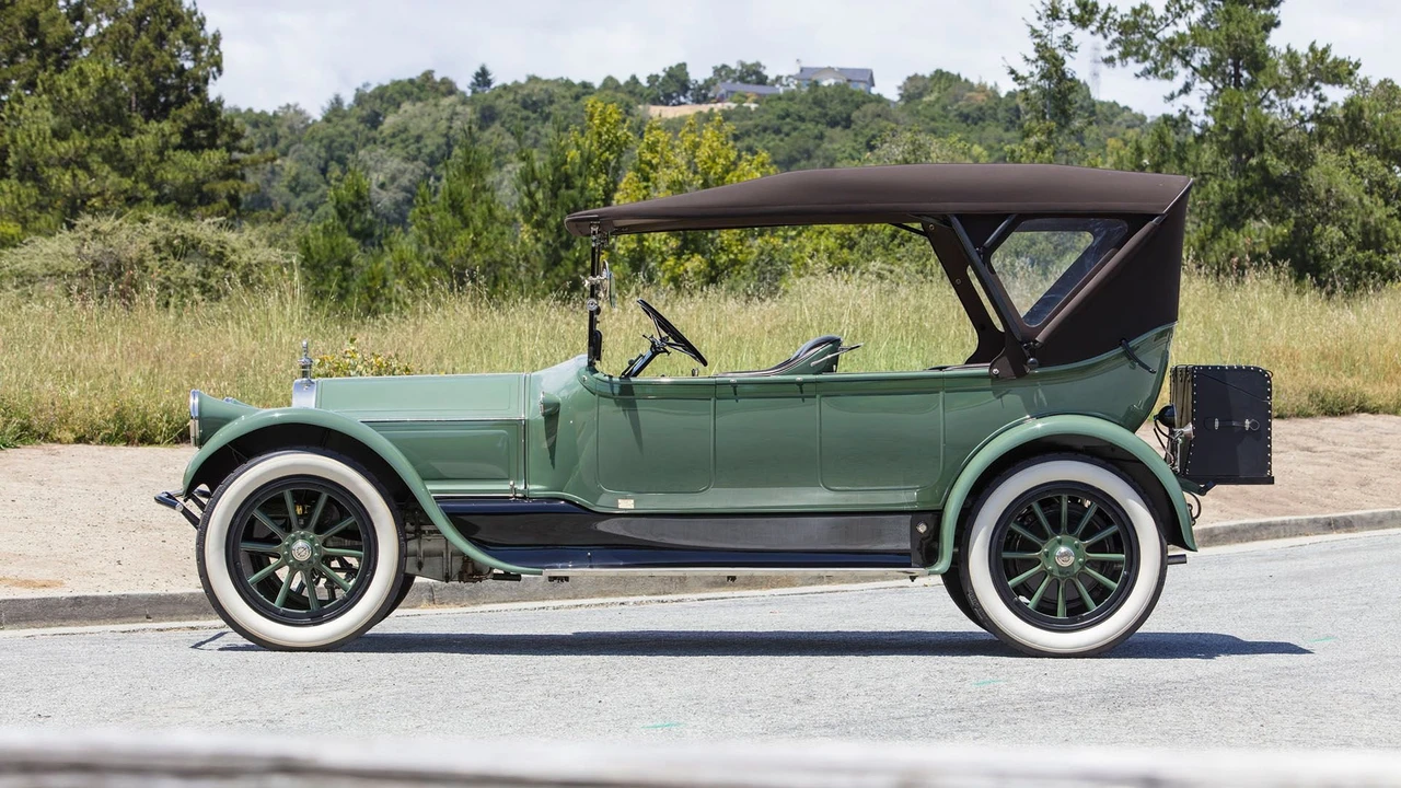1919 Pierce-Arrow - Image 15 of 31