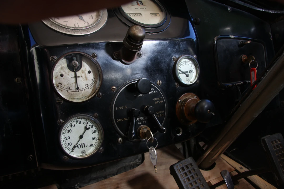 1919 Pierce-Arrow - Image 16 of 21