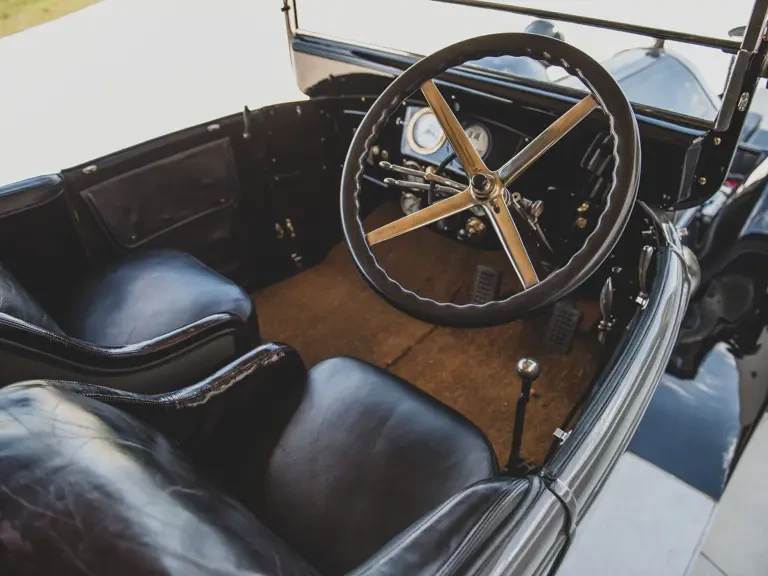 1919 Pierce-Arrow - Image 5 of 31