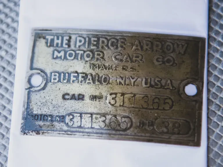 1919 Pierce-Arrow - Image 25 of 31