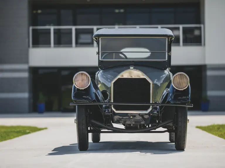 1919 Pierce-Arrow - Image 8 of 31