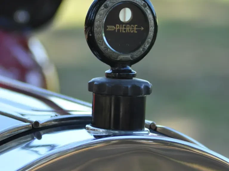 1919 Pierce-Arrow - Image 7 of 23