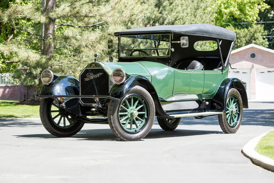1919 Pierce-Arrow - Image 8 of 31