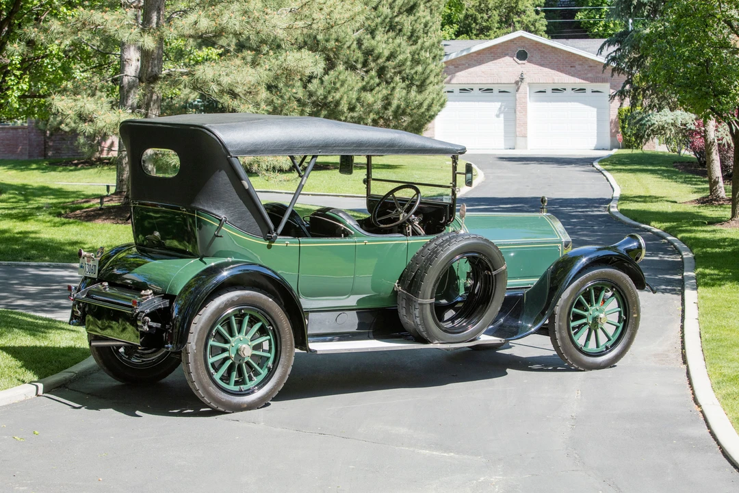 1919 Pierce-Arrow - Image 9 of 31
