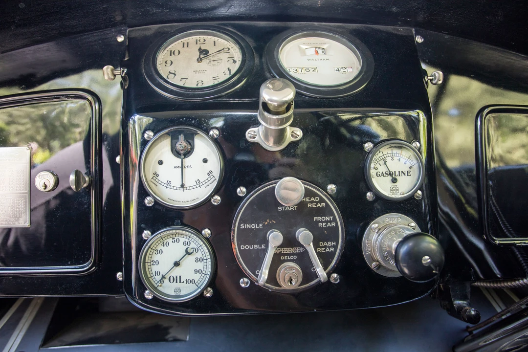 1919 Pierce-Arrow - Image 25 of 31