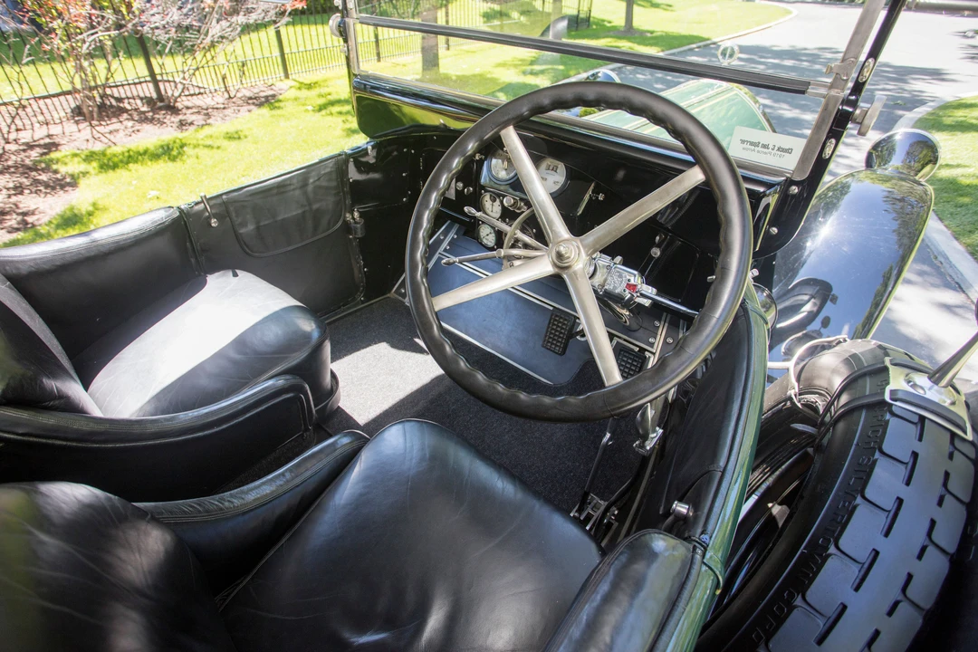 1919 Pierce-Arrow - Image 30 of 31