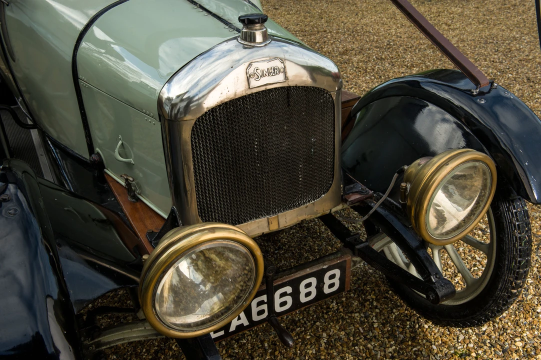 1919 Singer - Image 11 of 13