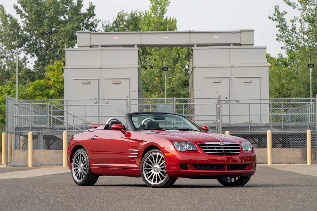 2006 Chrysler Crossfire - Image 7 of 31