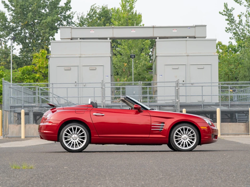 2006 Chrysler Crossfire - Image 6 of 31