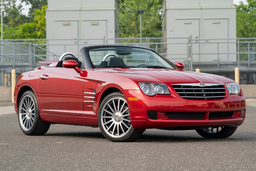 2006 Chrysler Crossfire - Image 26 of 31