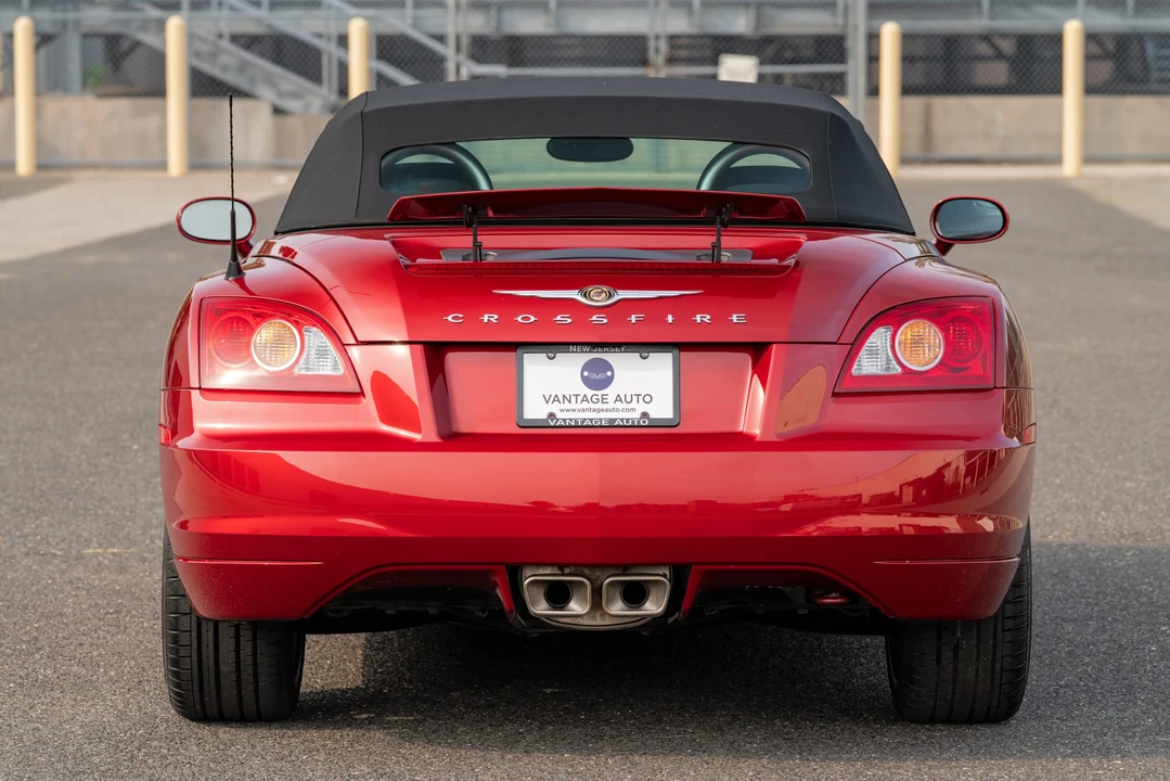 2006 Chrysler Crossfire - Image 18 of 31
