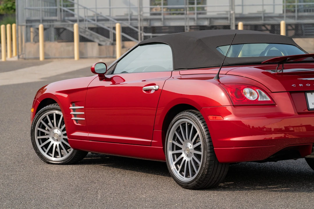 2006 Chrysler Crossfire - Image 31 of 31