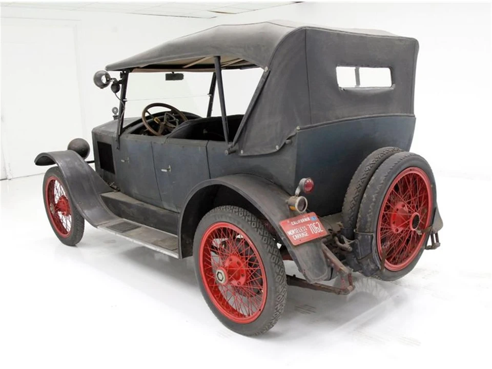 1920 - Image 4 of 31