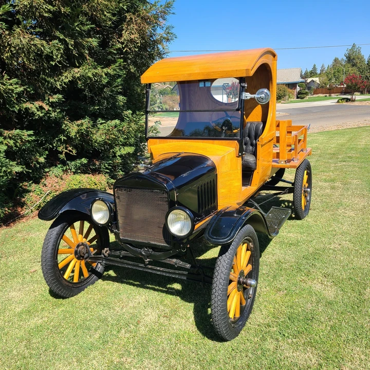 1920 Ford Model T Pickup & Model TT - Image 2 of 31