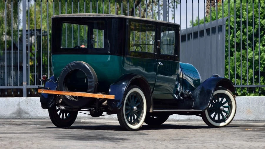 1920 Franklin - Image 3 of 12