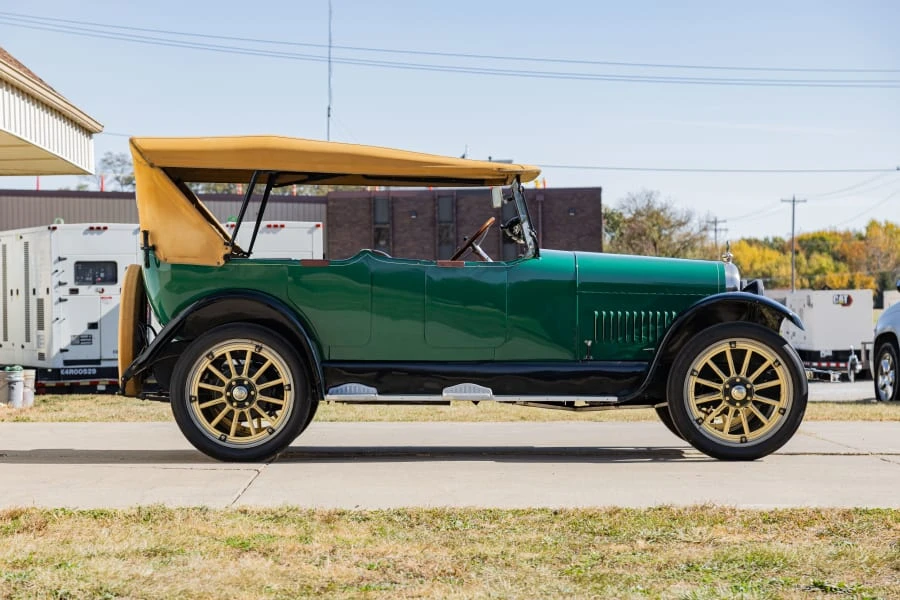 1920 Nash - Image 2 of 31