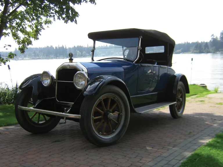 1920 Peerless - Image 2 of 2