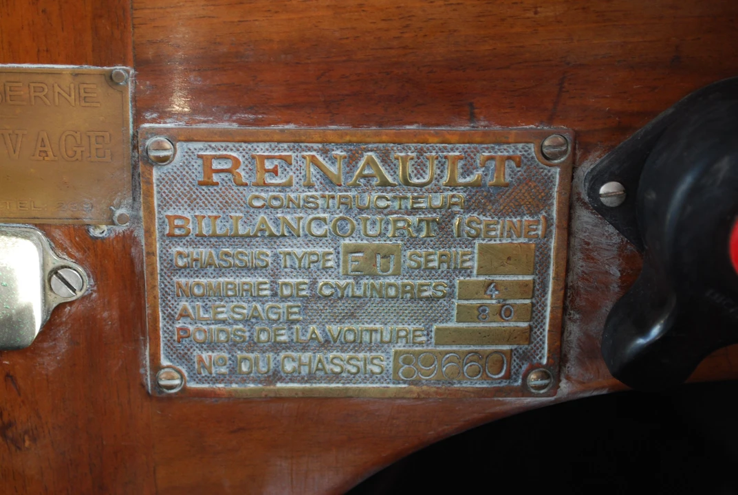 1920 Renault - Image 4 of 6